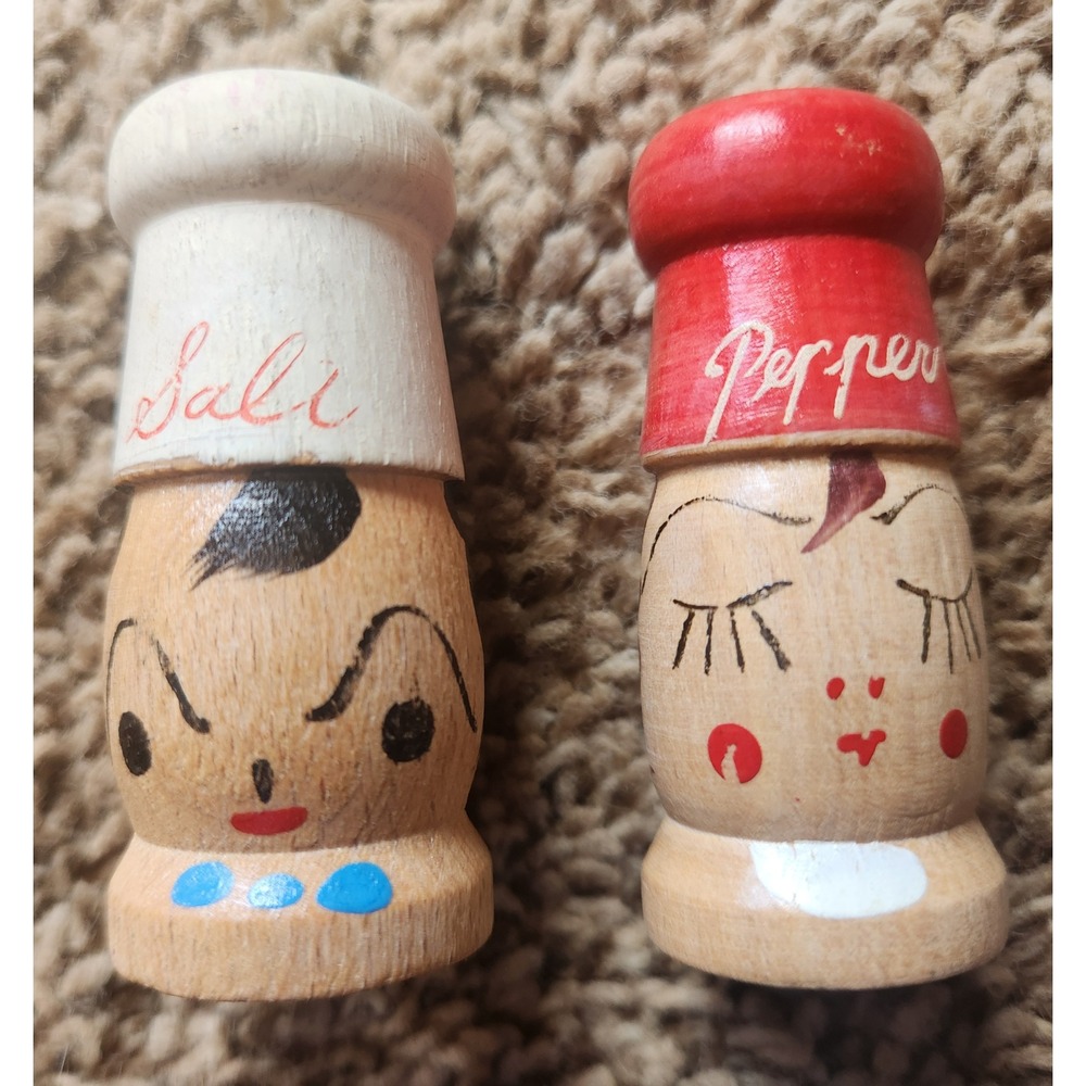 Vintage Wooden Chef Salt and Pepper Shakers Set Hand Painted Made in Japan 2.75"